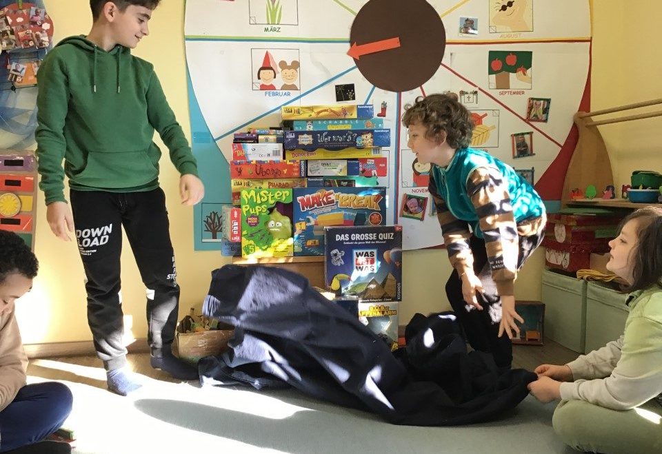 „Spielen macht Schule – auch am Nachmittag“ Spielepaket für die Kinder der Schulkindbetreuung